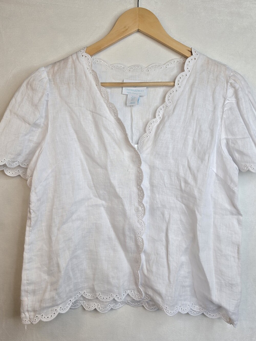 NWT Cynthia Rowley 100% Linen Eyelet Scalloped Top Short Sleeve White Small Nwt